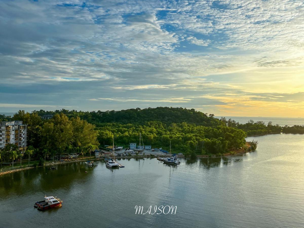 Bayview Suites Port Dickson By Maison Экстерьер фото